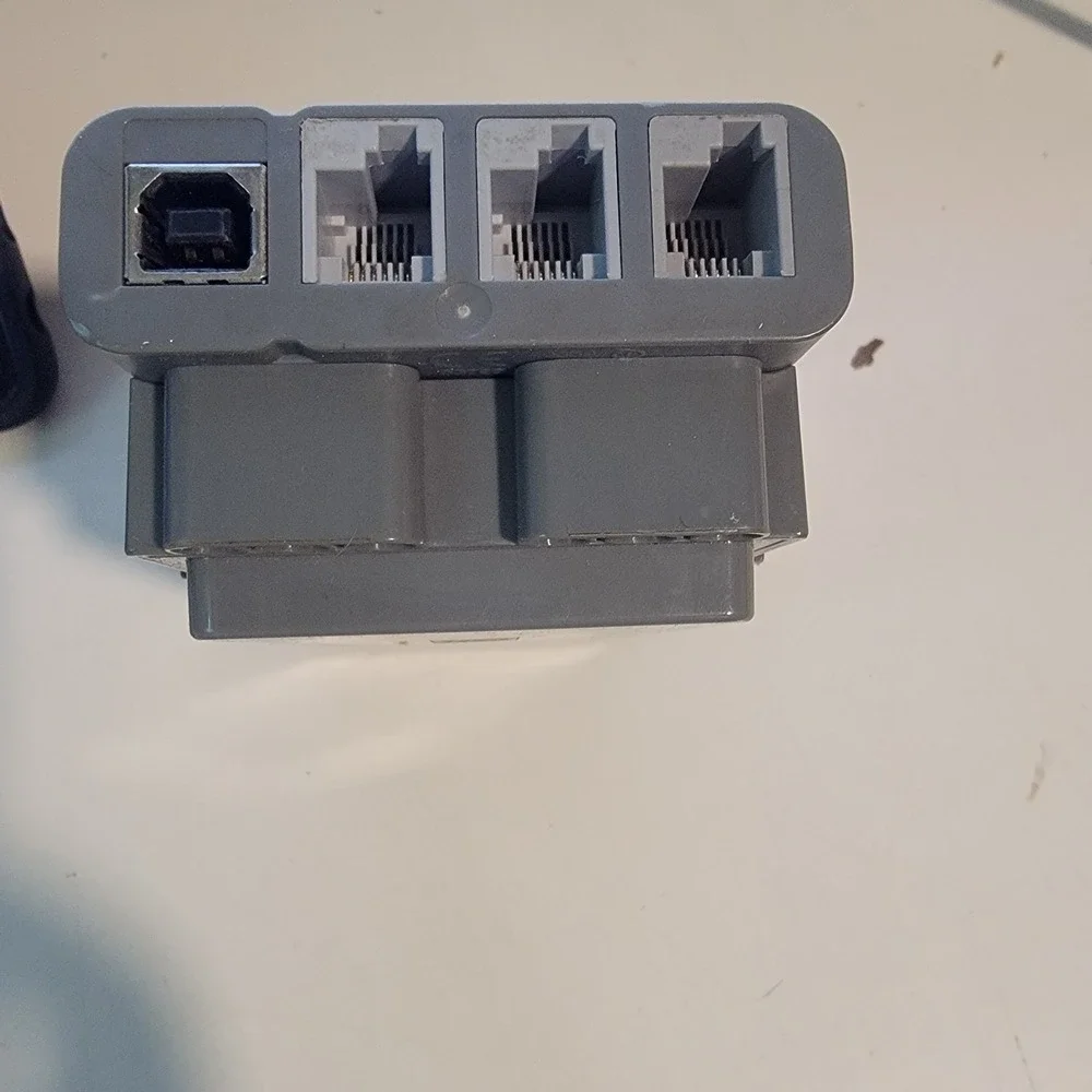 Lego Mindstorms NXT Intelligent Brick With Battery Pack No Charger Bin 12